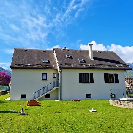 Villa Grande Avec Jardin Privatif - Bagneres De Luchon *