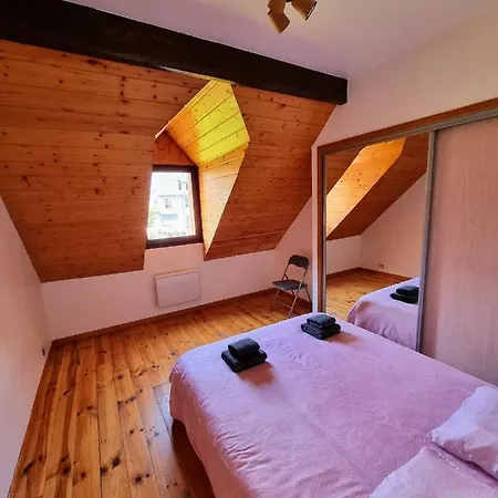 Villa Grande Avec Jardin Privatif - Bagneres De Luchon